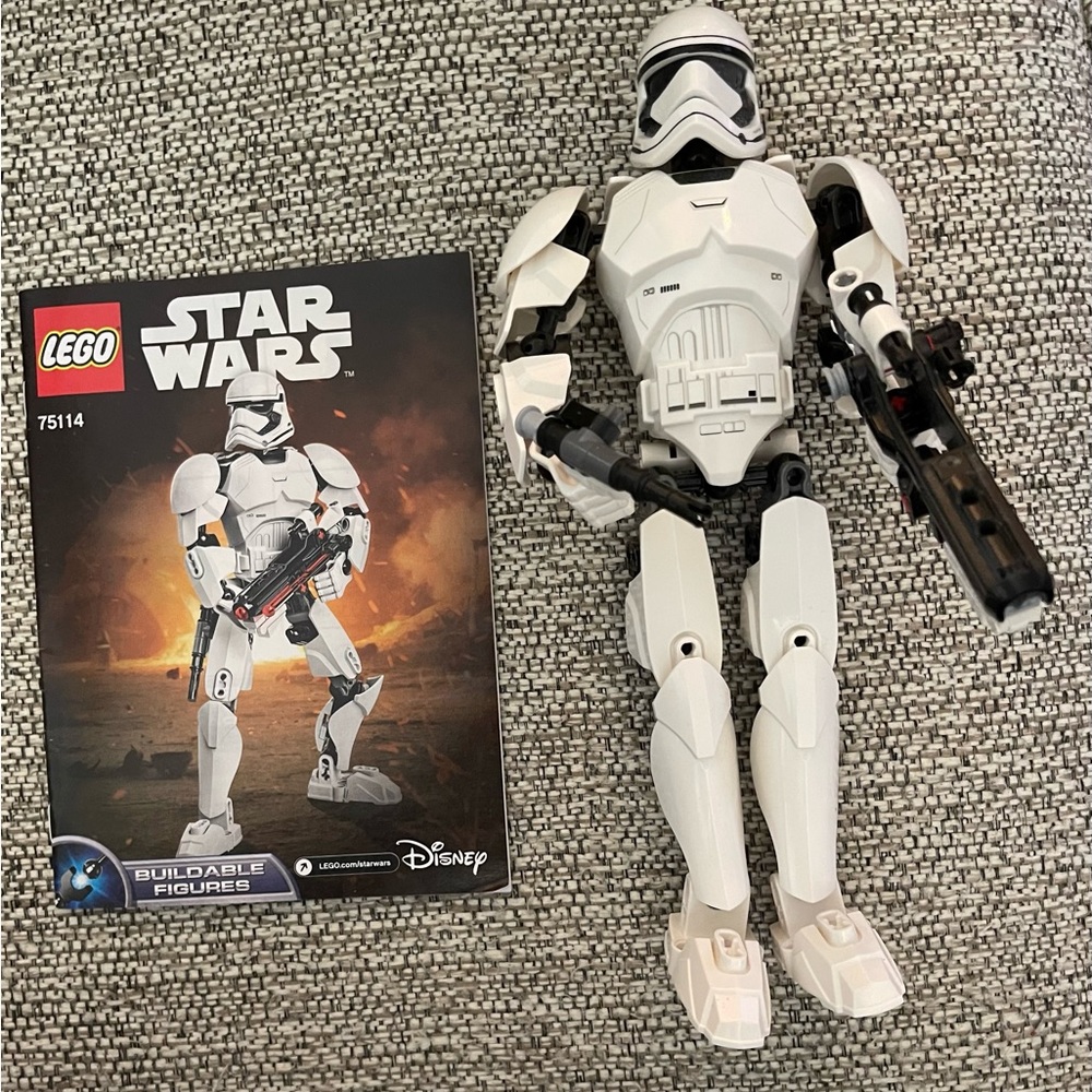 LEGO Star Wars 75114 First Order Stormtrooper Buildable Figure With Manual.